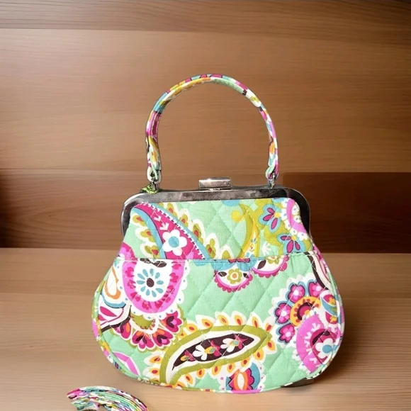Vera Bradley Mini Frame Crossbody Tutti Frutti NWT Quilted Purse Bag Kiss Lock. - Picture 4 of 15